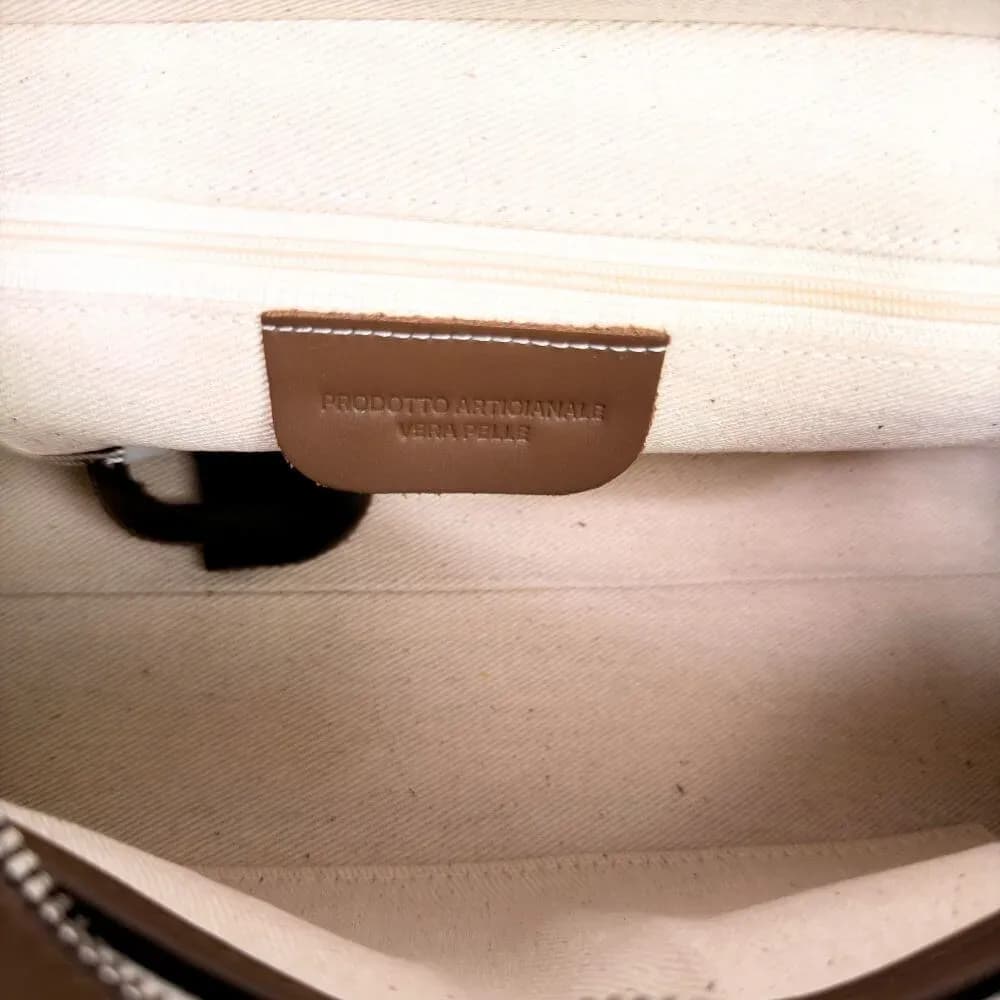 Kožená Italská kabelka Nuvo taupe